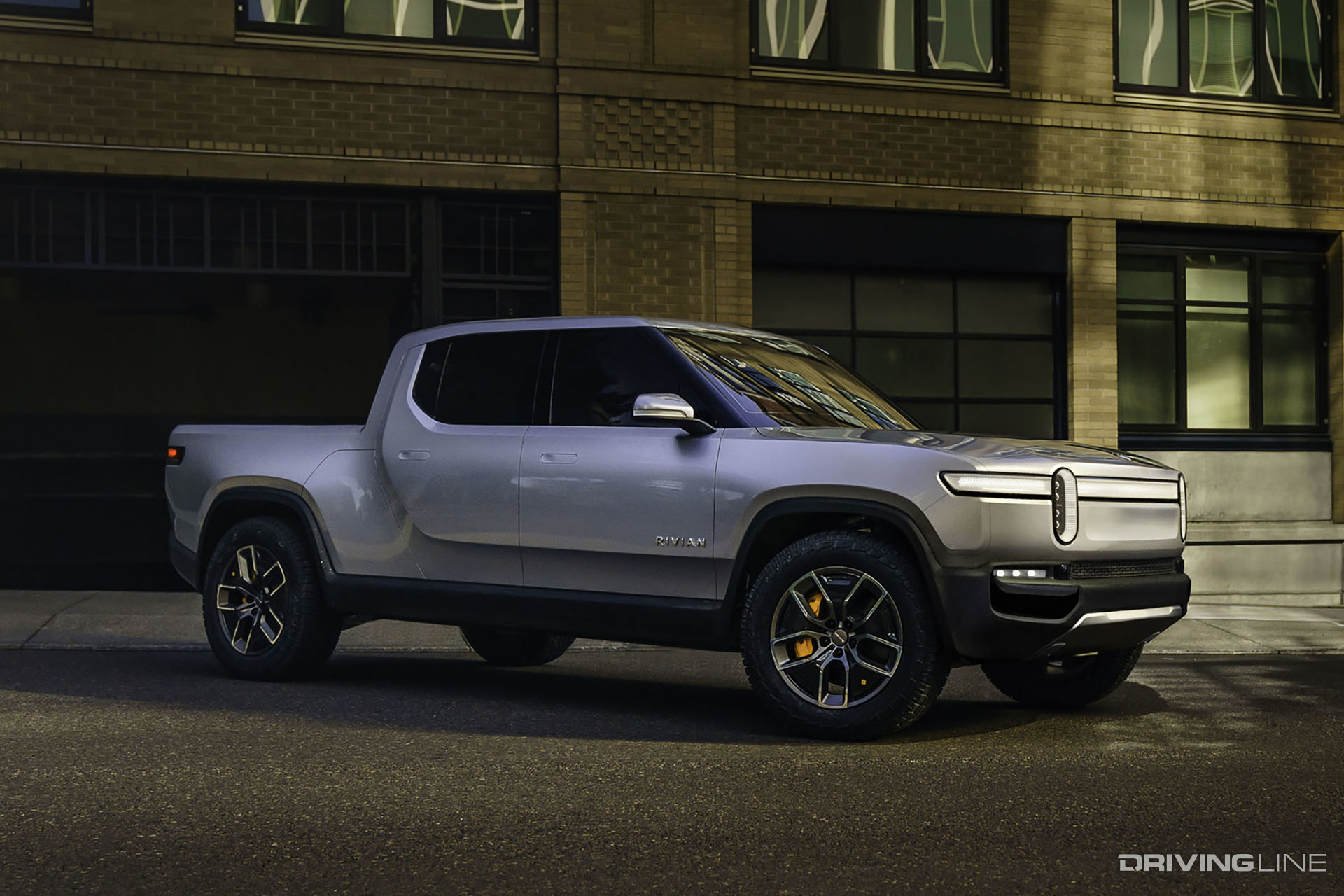 Rivian RT1 The Super Fast, Super Capable Electric Pickup
